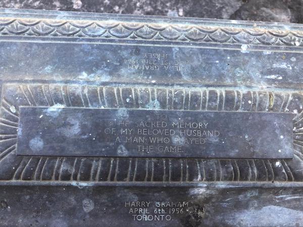9Tim_Le_Cornu_Urn.jpg