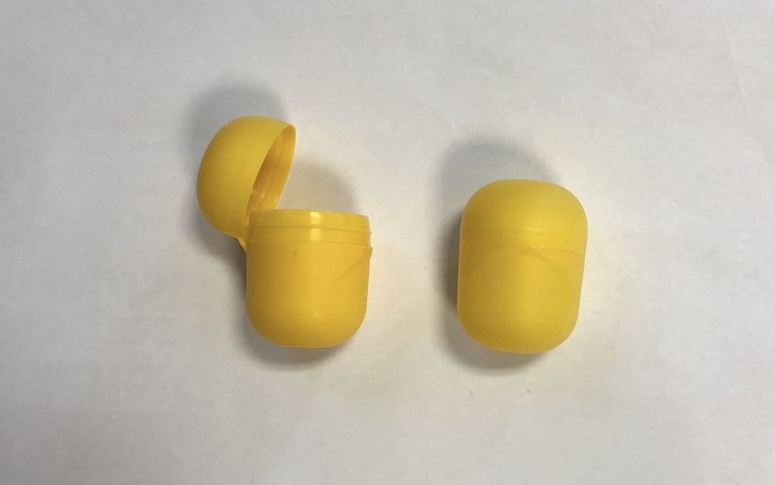 Kinder_egg_containers.JPG