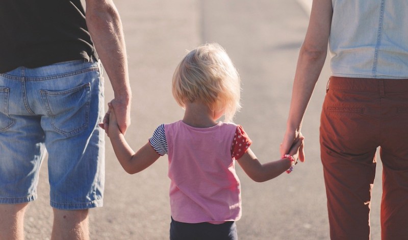 child_parents_.jpg