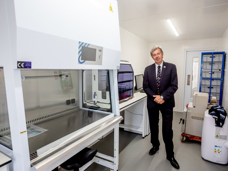 jlflefondre7covidlaboratory.jpg
