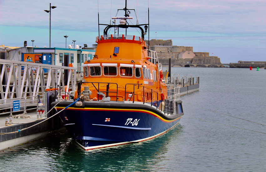 lifeboat1.jpg