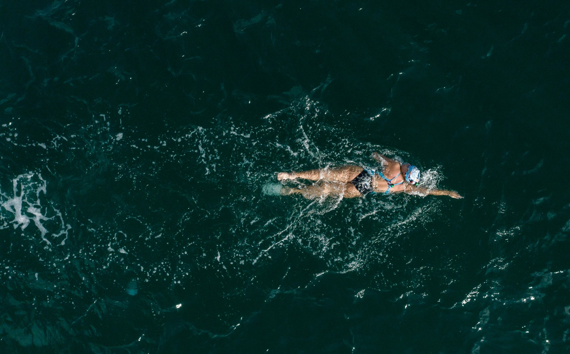 4._Nathalie_Pohl_at_Jersey_Channel2.jpg