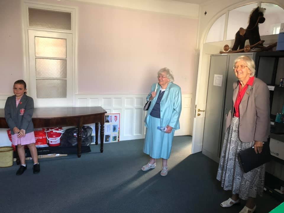 Back_vestry_where_the_College_began.jpg