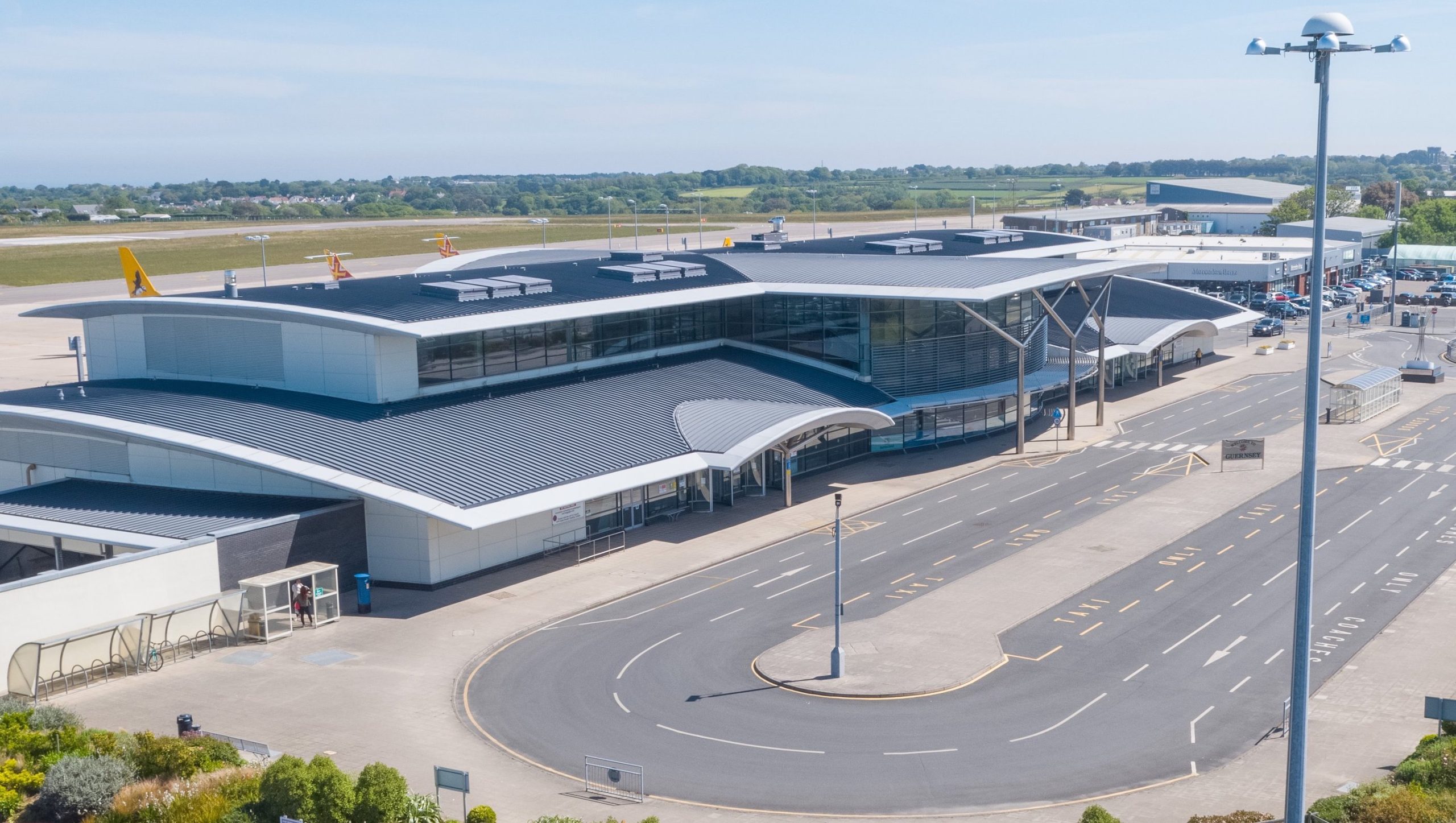 quiet_airport.jpeg