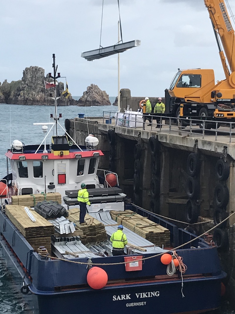 1614611118_arrival_at_sark.jpg