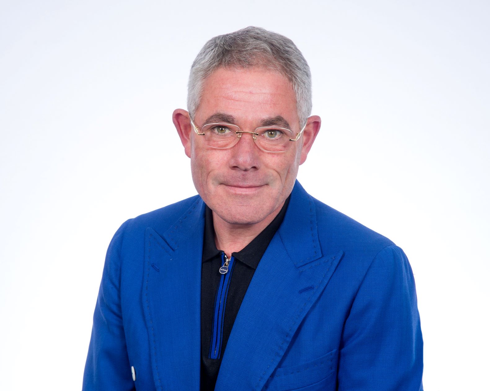 Elliot_Refson_2.jpg