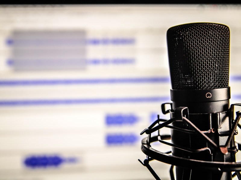 microphonepodcast.jpg