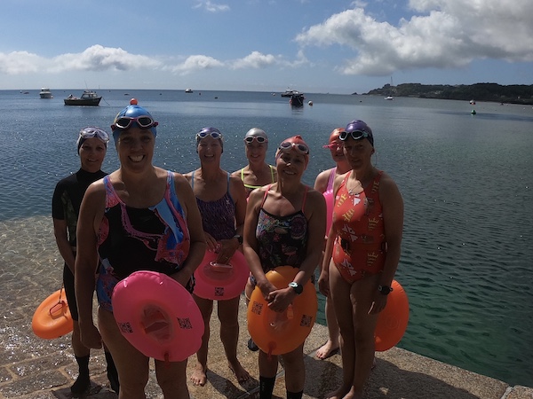 1Middle_aged_relay_swim_team.jpg