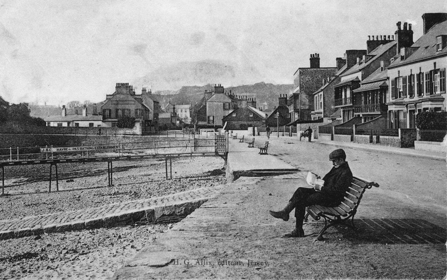 HavredesPasPostcard-CREDIT-SocieteJersiaise_copy.jpg