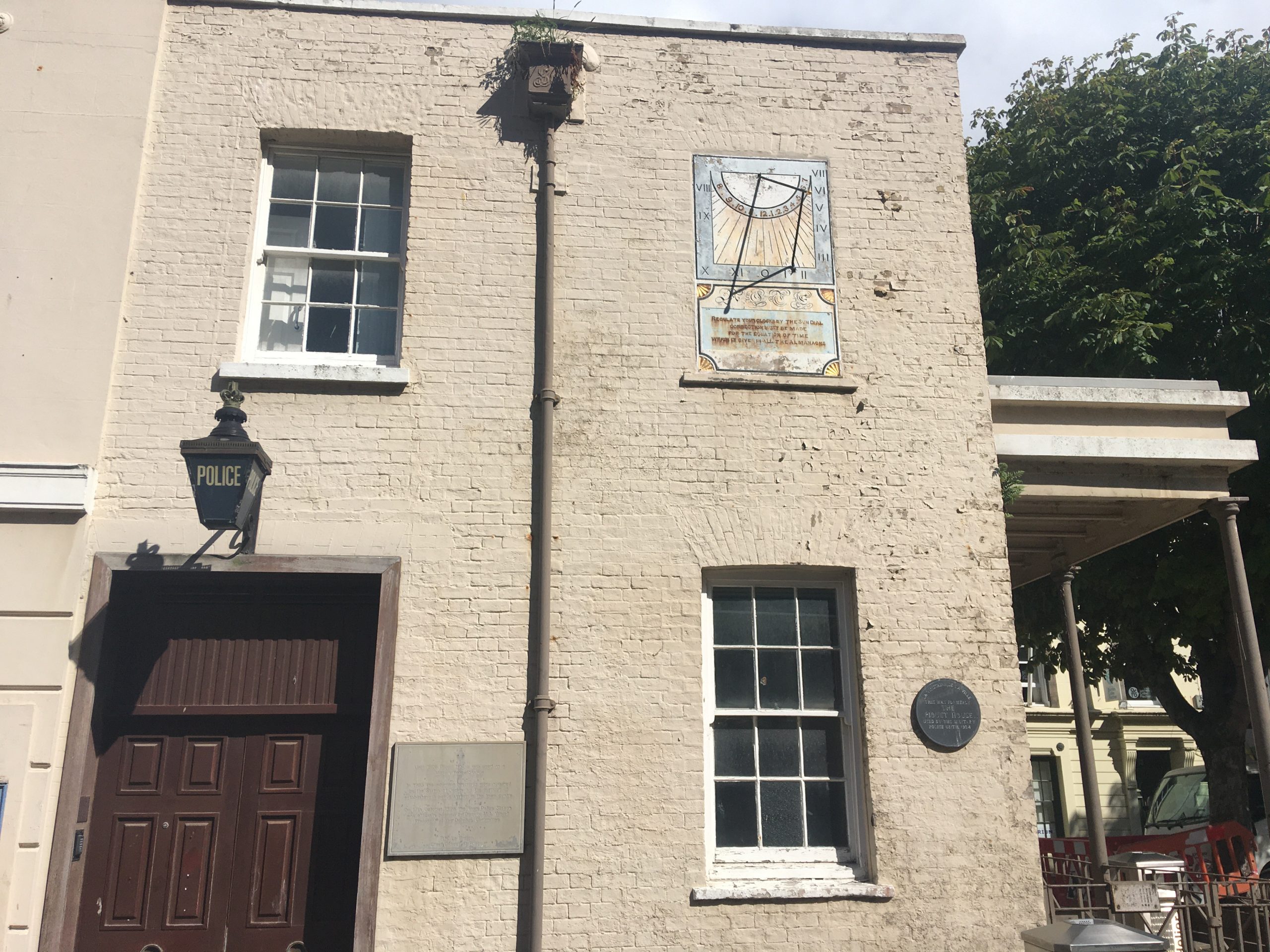 Piquet House.jpeg
