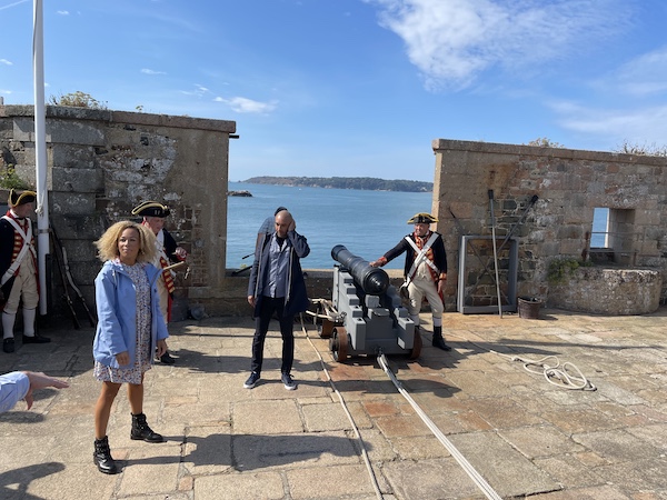 Alex_B_and_Ria_H_with_Gunners_and_Cannon.jpeg