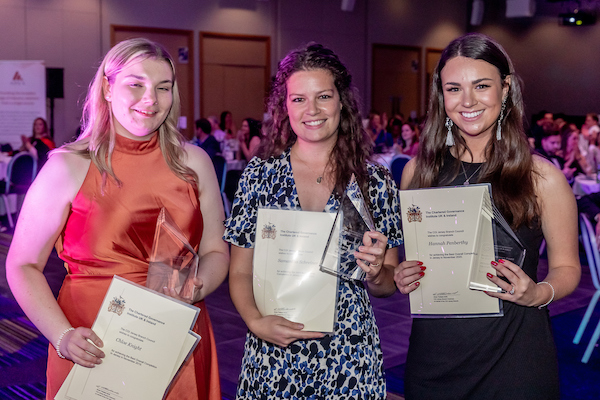 Chloe_Knight_Samantha_Schreiner_Hannah_Penberthy_.jpg