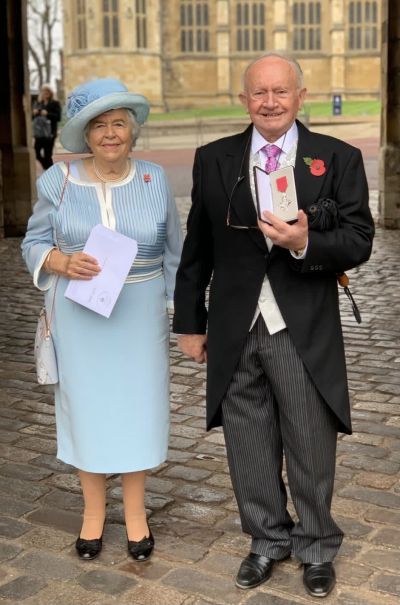Stewart_Mourant_MBE.jpeg