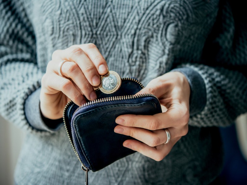 moneysavingscashpoverty.jpg