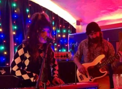 Eloise_Fabbri_and_Joe_Le_Long_v2_for_Baz_Brehauts_music_review.jpg