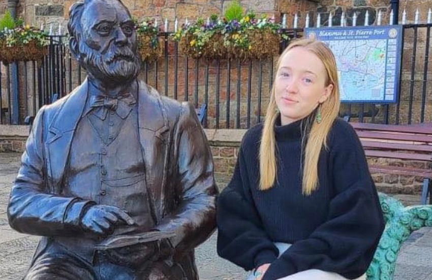 Charlotte_Long.jpg