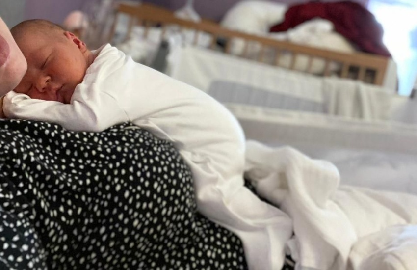 Natalia_Silvester_newborn_1.jpg