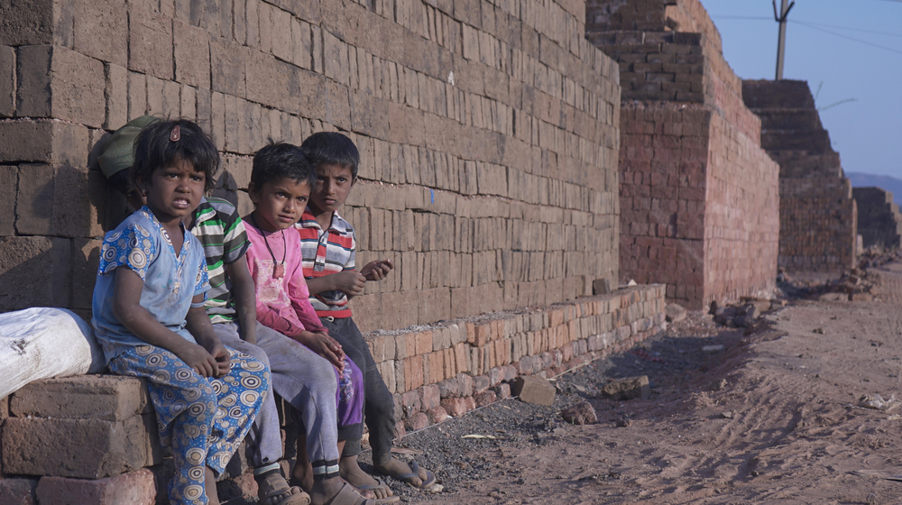 India_brick_slaves.jpg