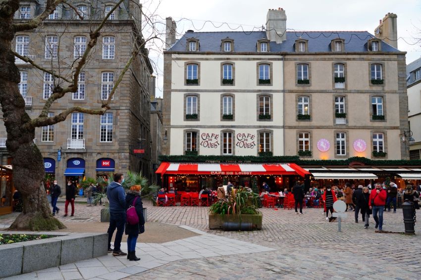 St_Malo_intra_muros.jpg