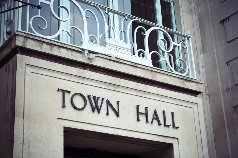 Town_Hall_sign.jpg