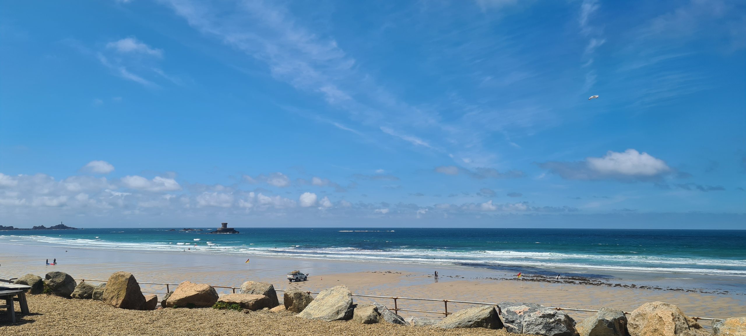 St_Ouen_s_Bay.jpg