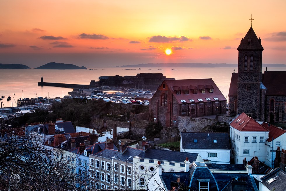 Guernsey_town.jpg