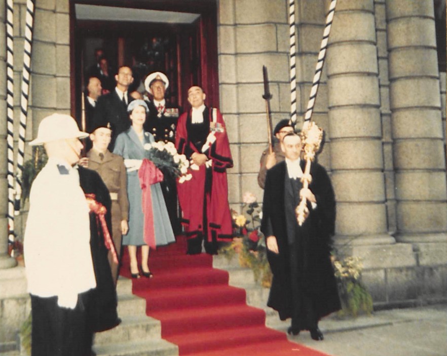 Royal_Visit_25_July_1957_8.jpg