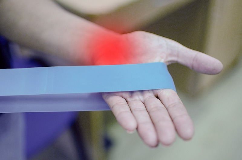 arthritis_pain_hand.jpg