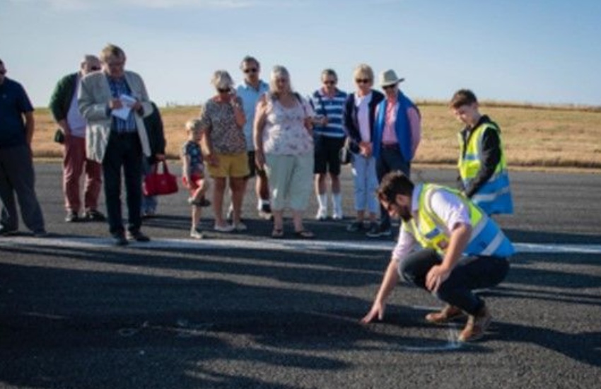 Alderney_runway.jpg