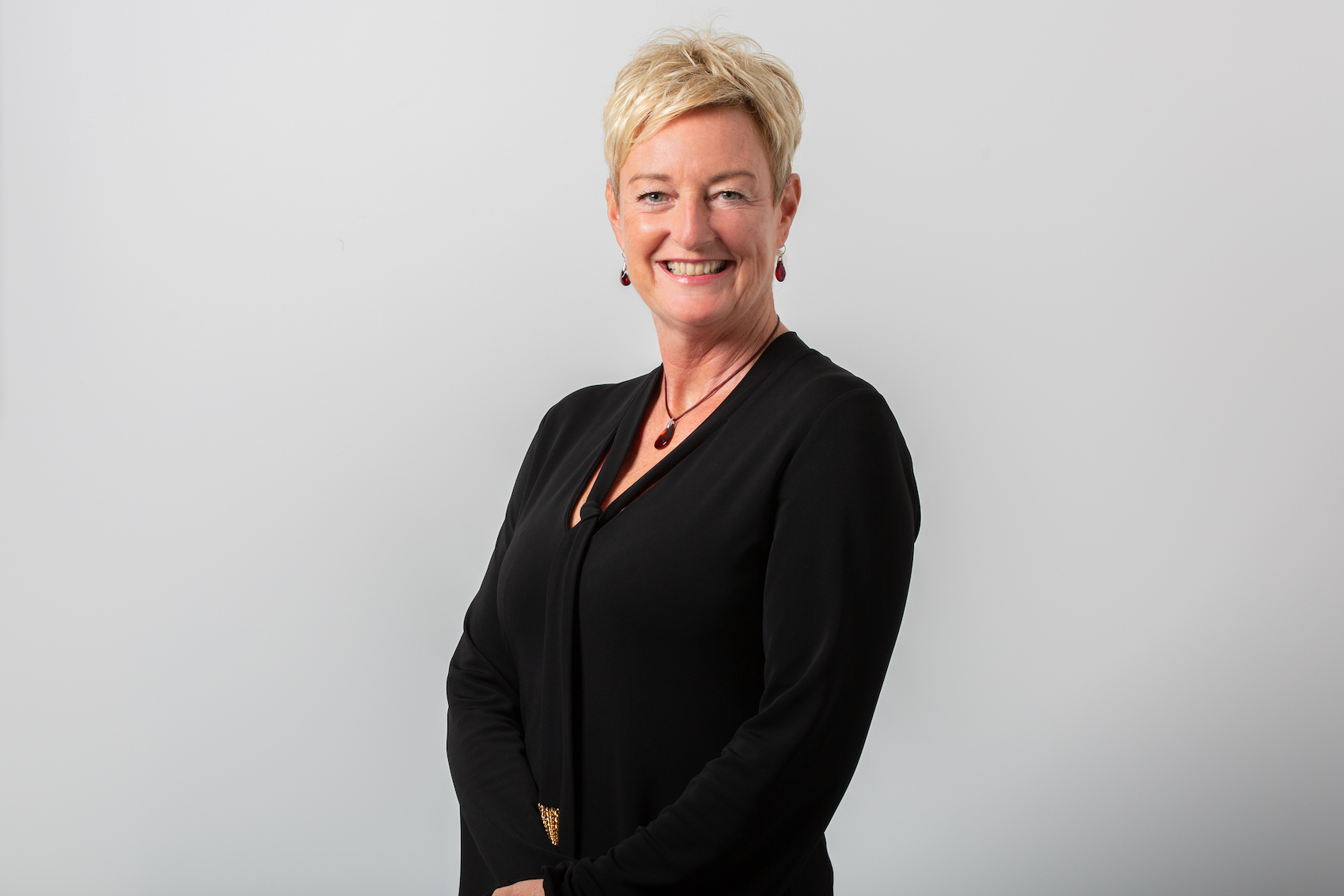 Becky_Hill_HR_Now_CEO.jpeg