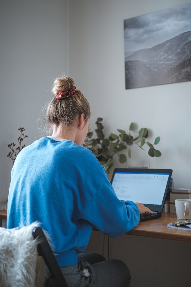 desk sitting