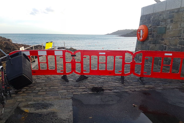Havelet_slipway_closed