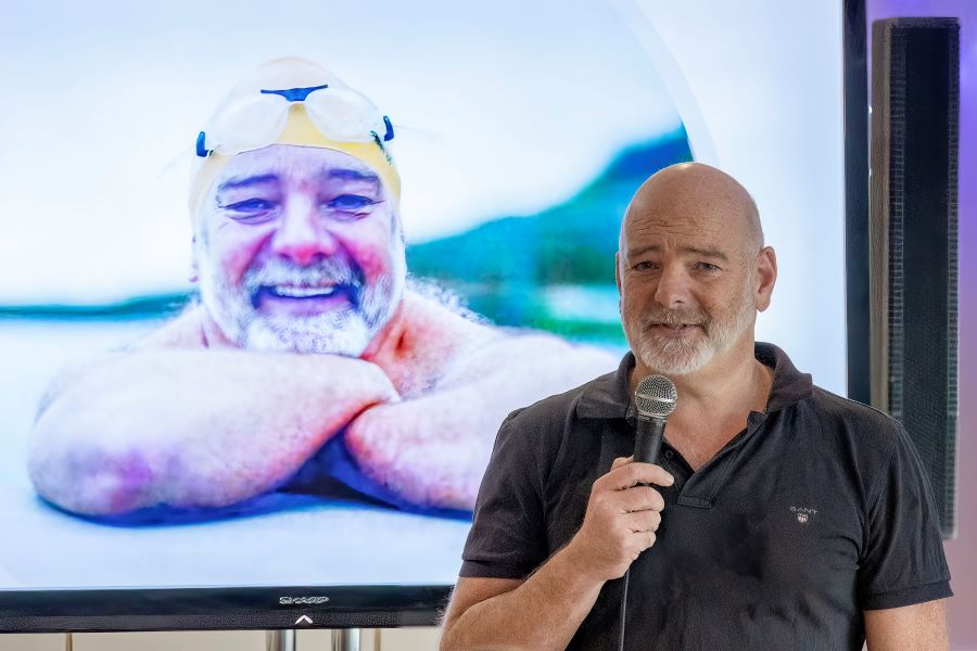 Adrian_Sarchet_Sea_Donkey_-_credit_Chris_George.jpg