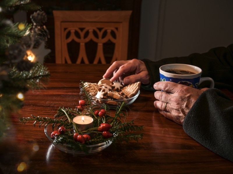 LonelyChristmas.jpg