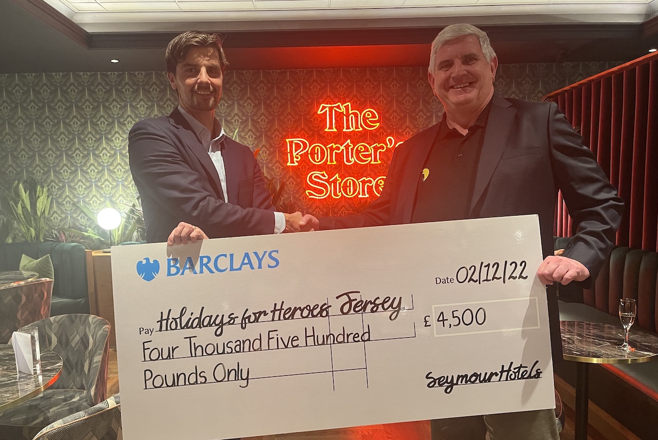RichardHarwoodCheque.jpg