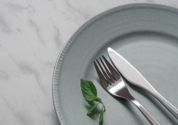 table set eating