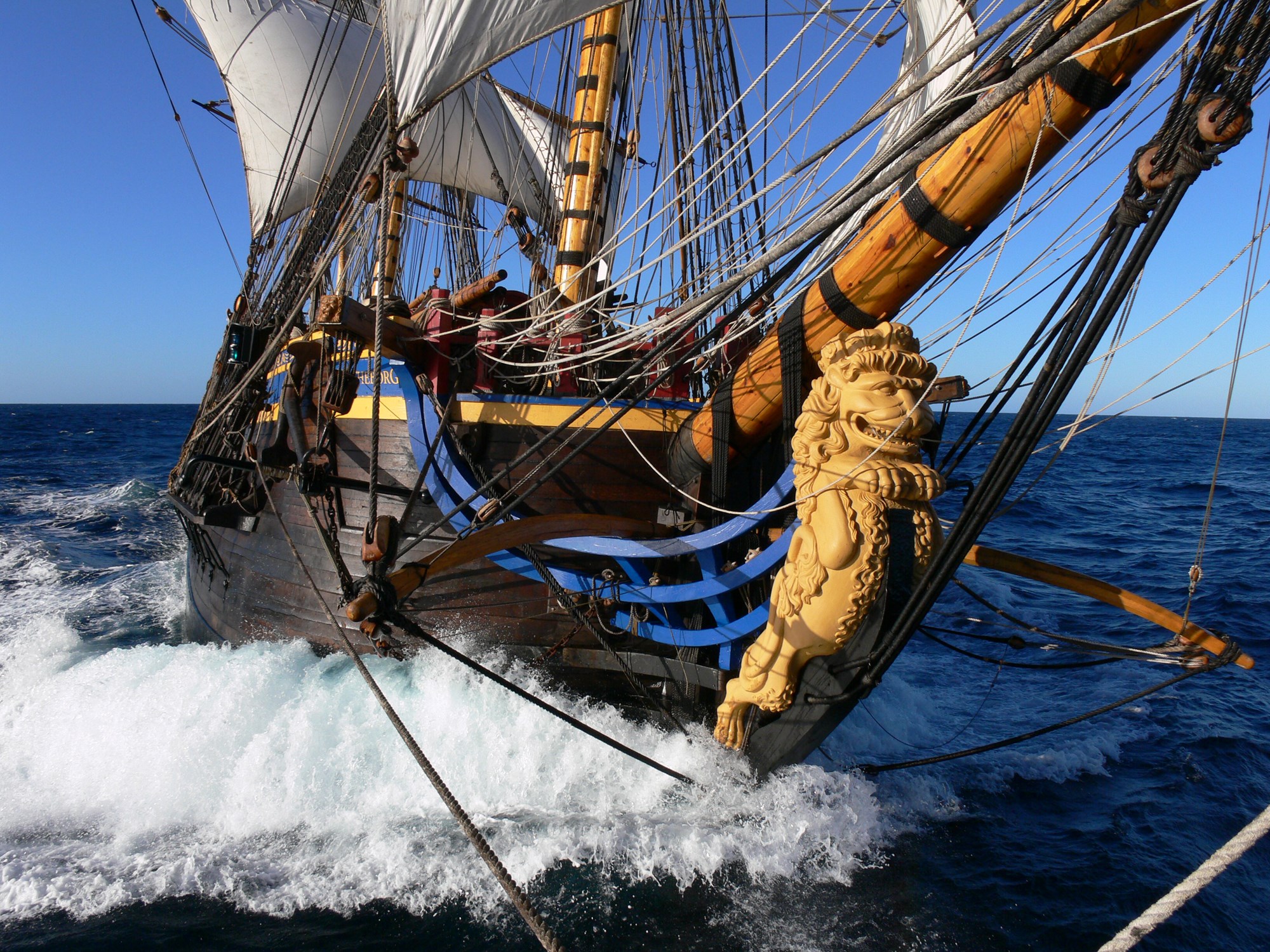 go-theborg-sails_soic