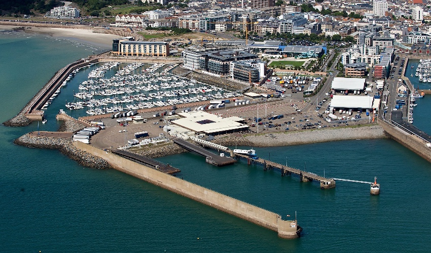 Elizabeth Harbour main.jpg