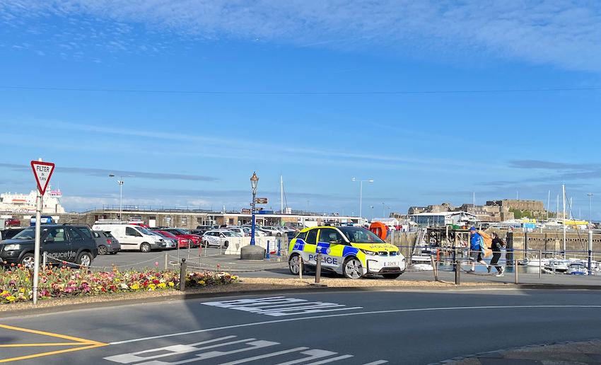 seafront_arrest_1.jpg