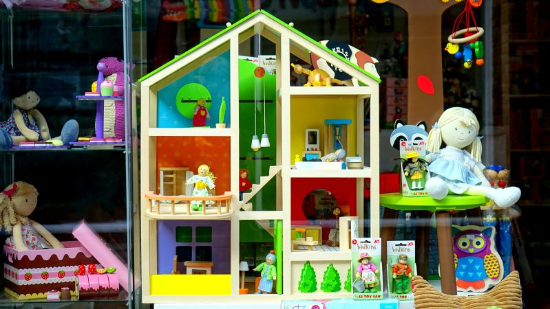 dolls_house_toys.jpg