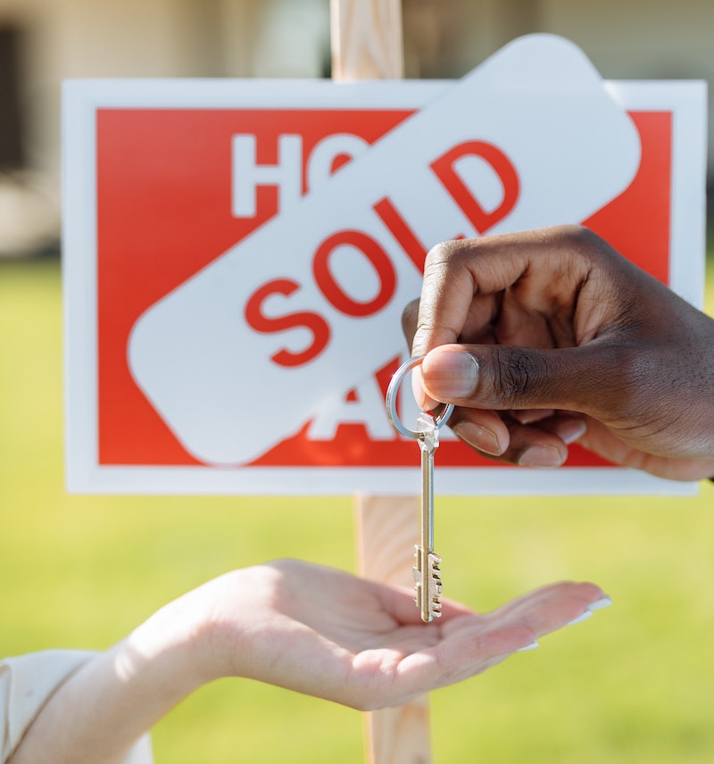 house_sold_sign.jpg