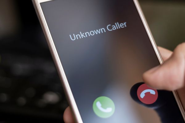 Phone_fraud_2.jpg