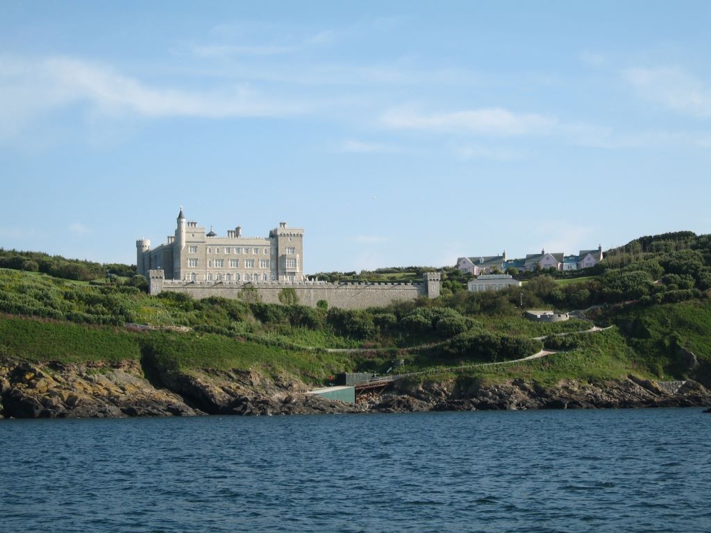 Brecqhou_-_Barclay_Brothers_Castle.jpeg