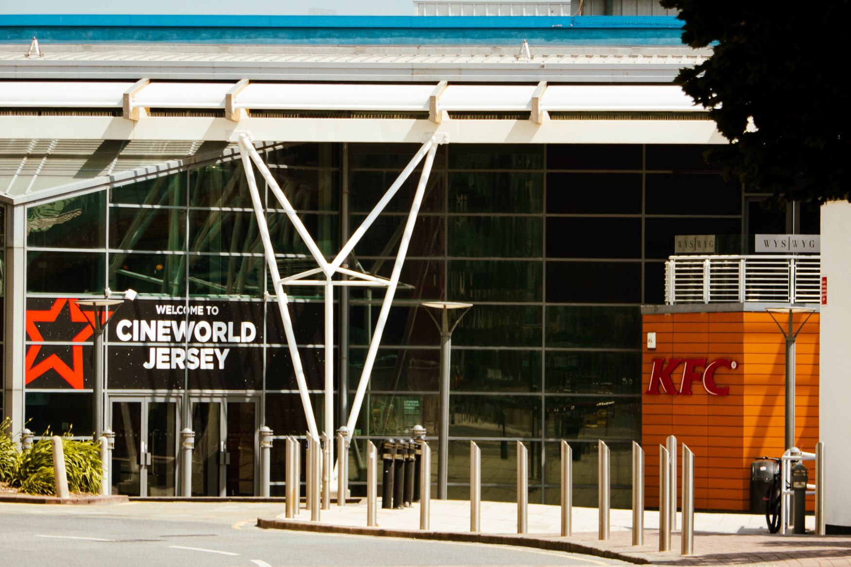 Cineworld_2.jpg
