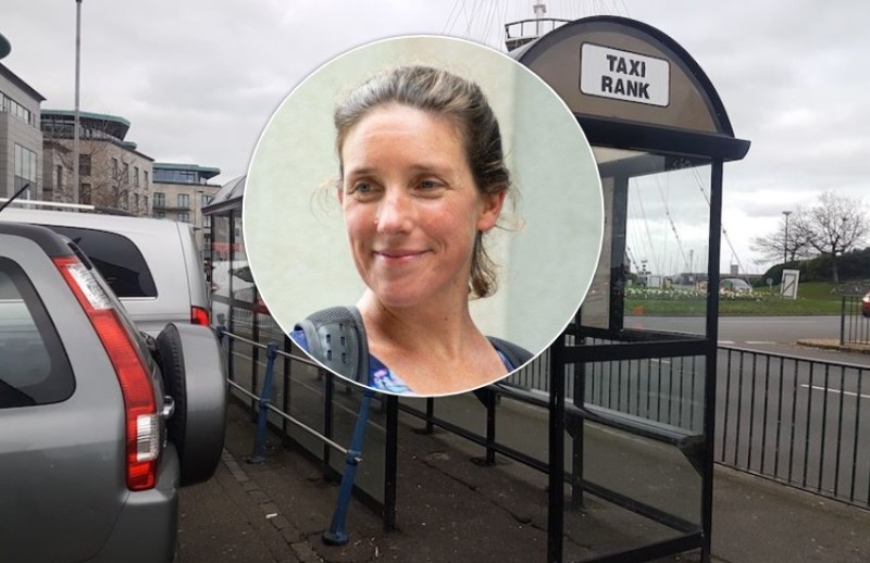 Deputy_Lindsay_de_Sausmarez_taxis.jpg