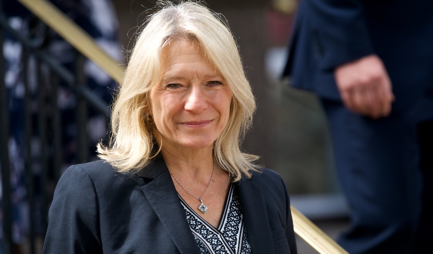Elaine Millar 850x500.jpg