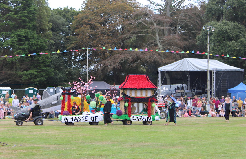 North_Show_Battle_of_Flowers_2023_taste_of_japan.JPG