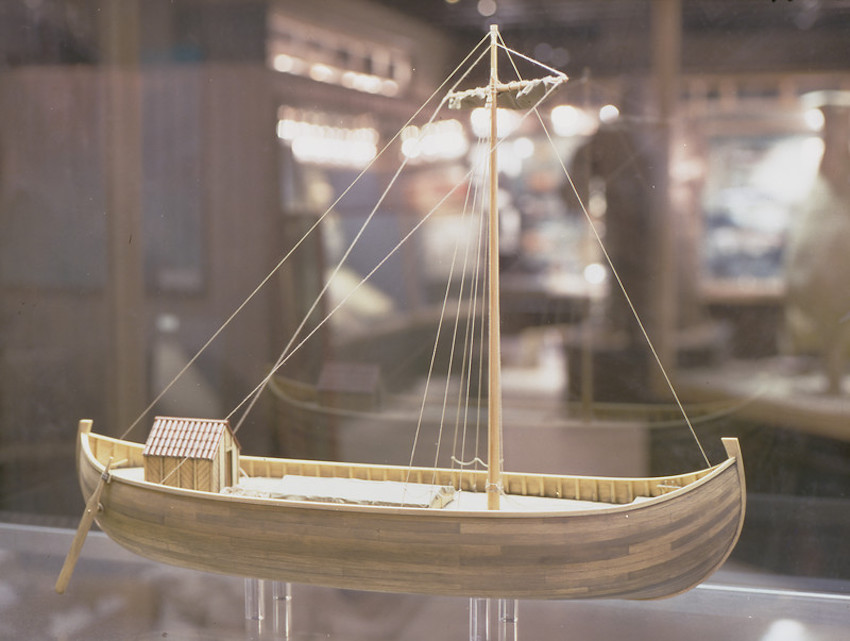 Gallo-Roman_ship_model_Asterix_States_of_GuernseyGuernsey_Museums.jpg
