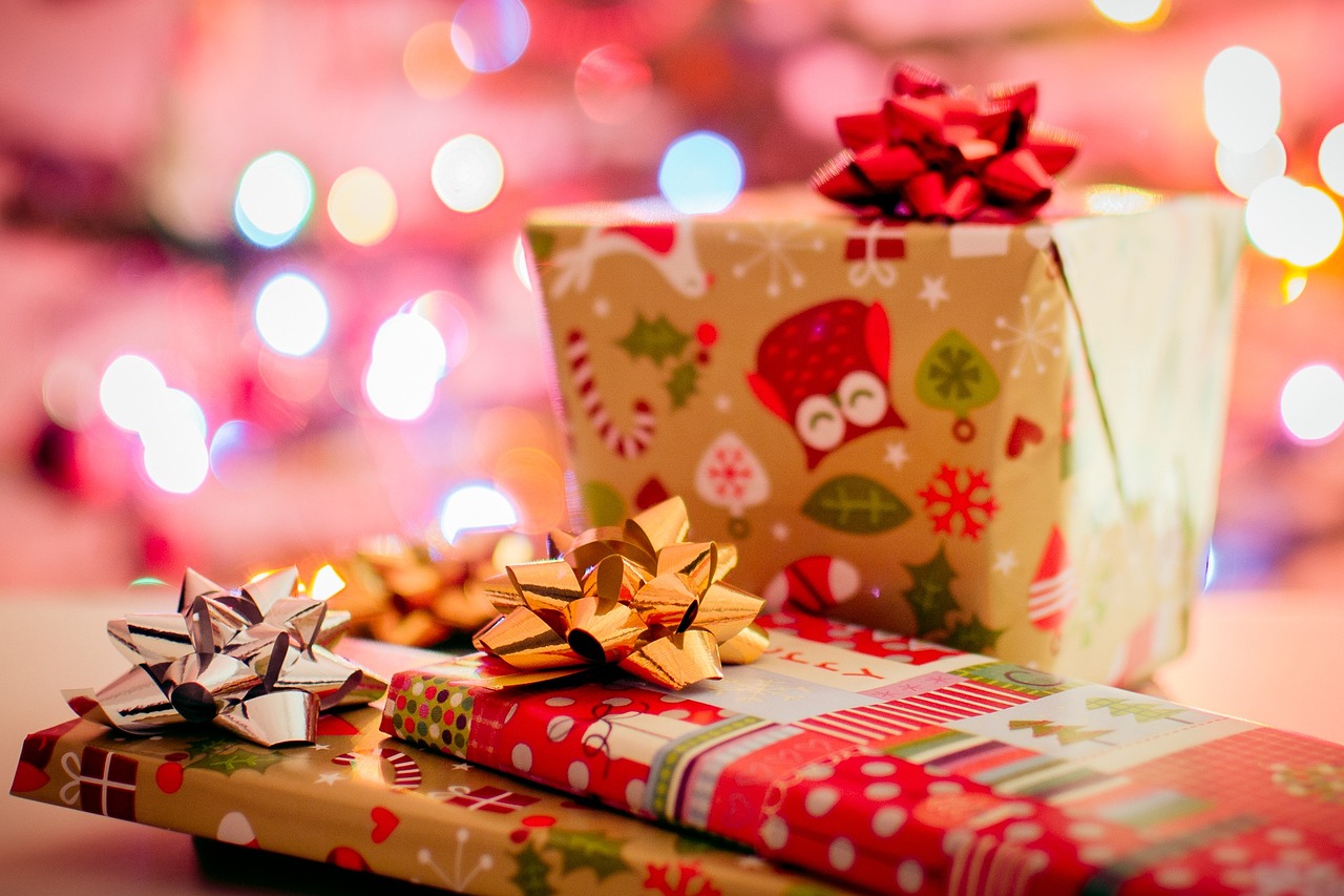 christmas-2618269_1280.jpg