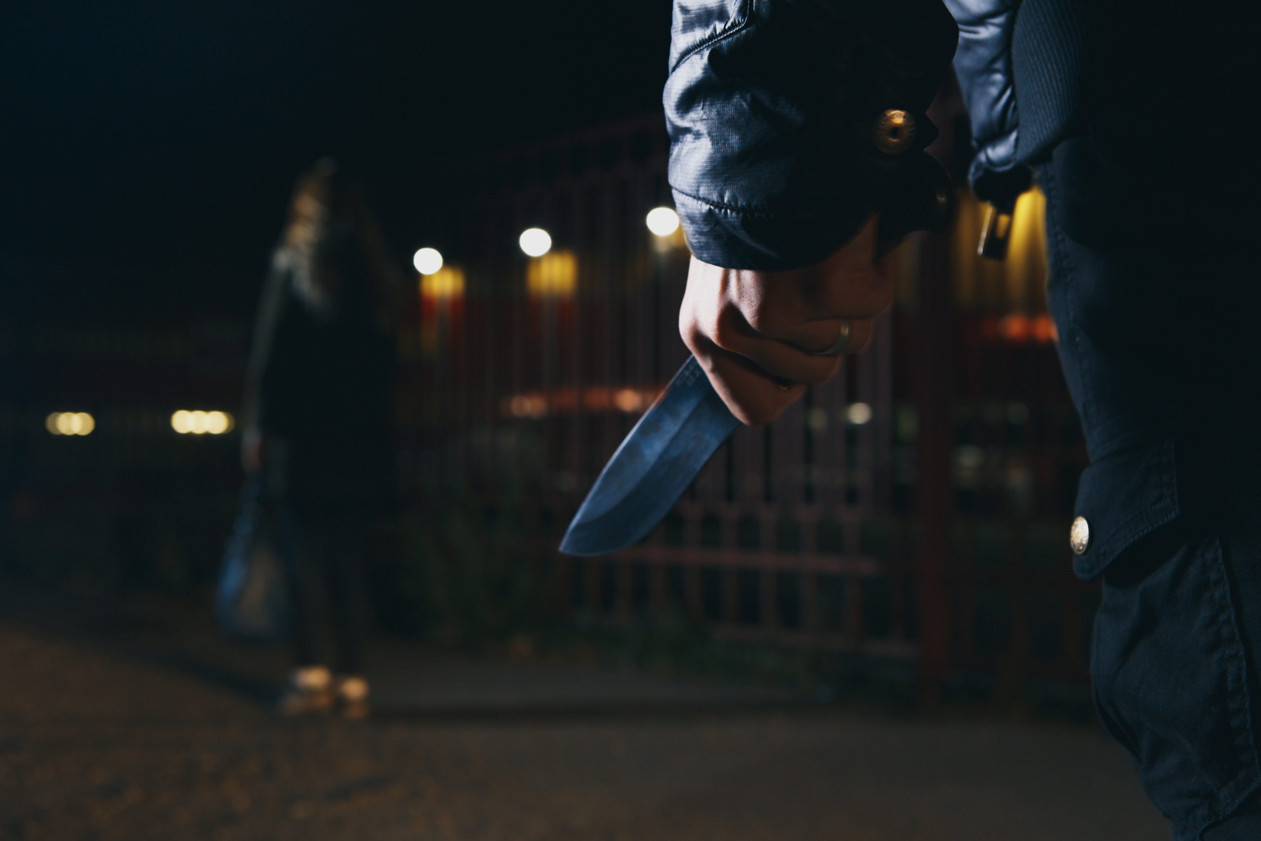 knifepointrobberymuggingattack.jpg